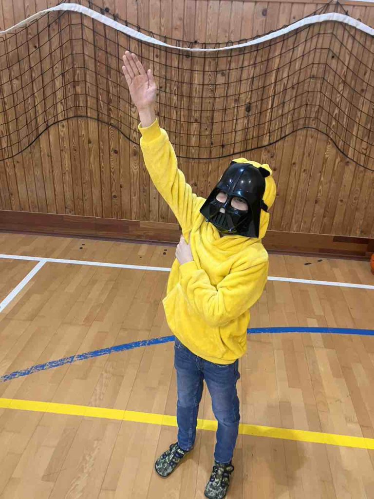 Karneval tretiakov a štvrtákov