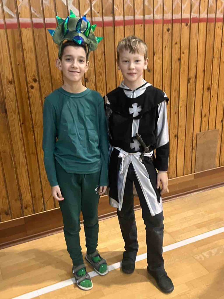 Karneval tretiakov a štvrtákov