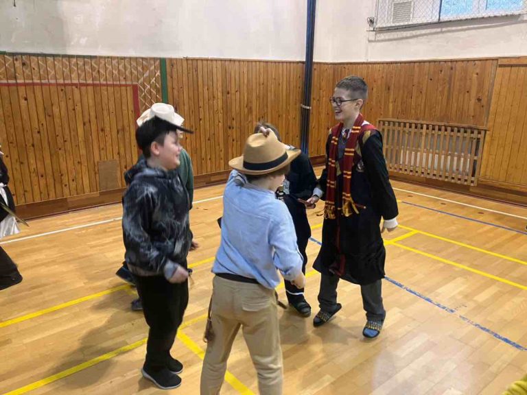 Karneval tretiakov a štvrtákov