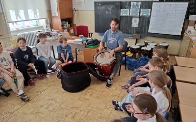 Interaktívna bubnovačka v 2.B