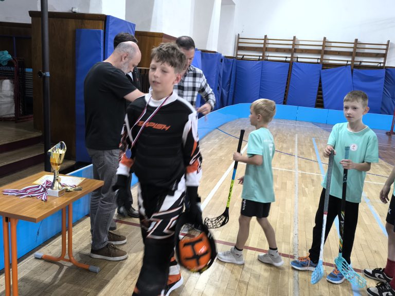 Staromestská liga vo florbale – 2. miesto mladších žiakov