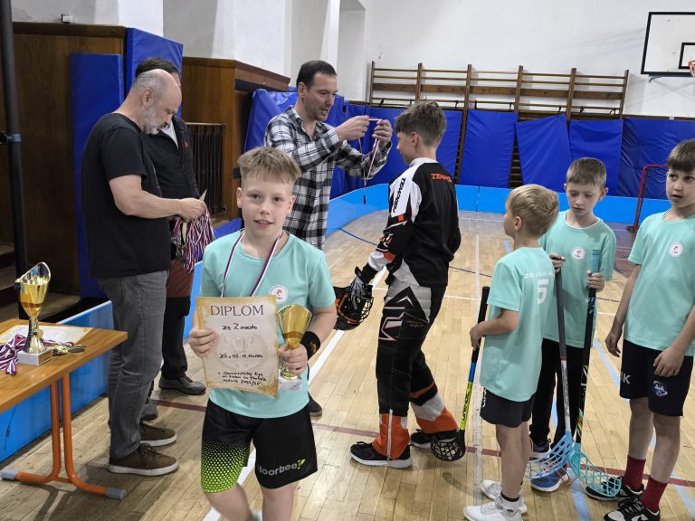 Staromestská liga vo florbale – 2. miesto mladších žiakov