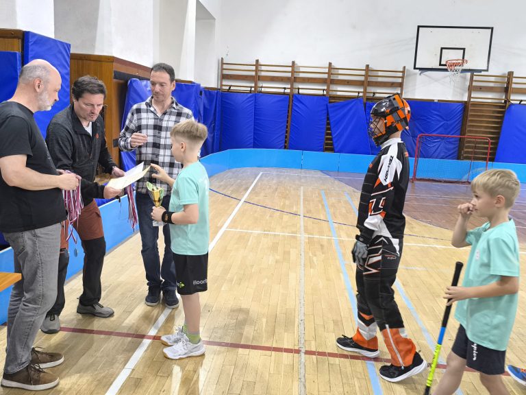 Staromestská liga vo florbale – 2. miesto mladších žiakov