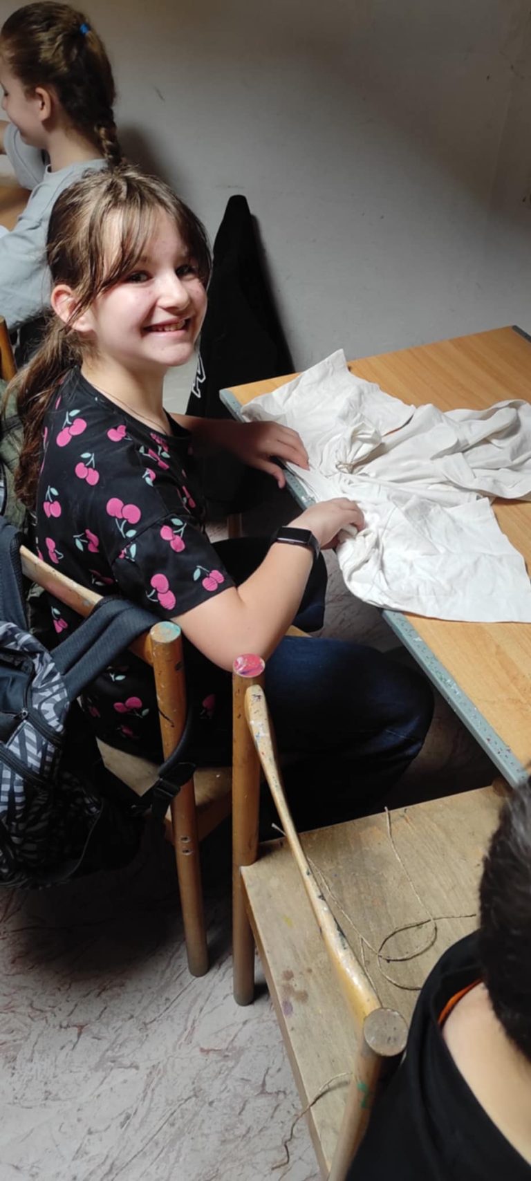 Alternatívna hodina výtvarnej výchovy – BATIKOVANIE v CVČ