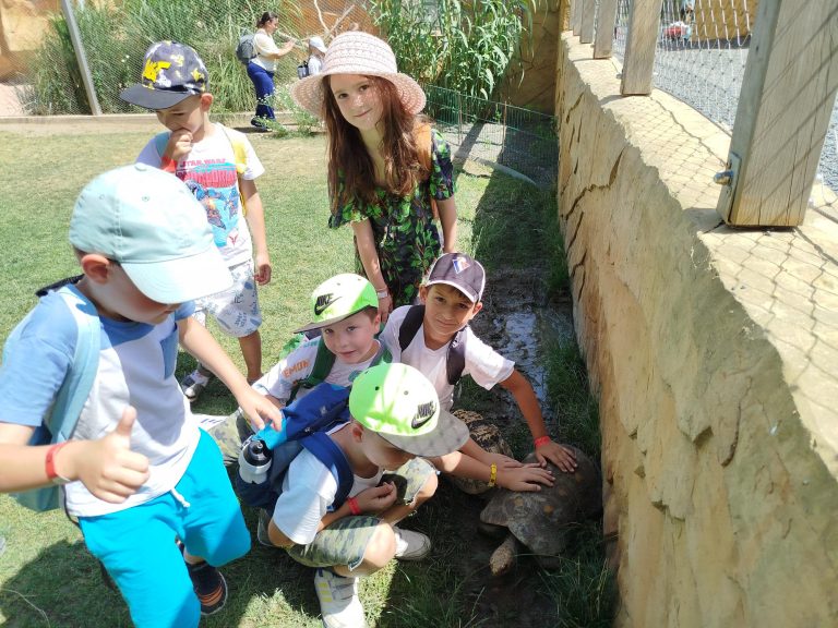 Koncoročný výlet prvákov do Ekoparku v Piešťanoch