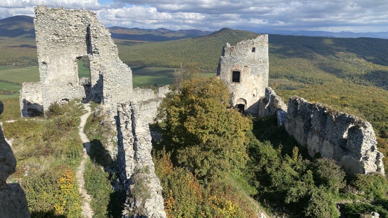 S turistickým krúžkom v pohorí Tribeč