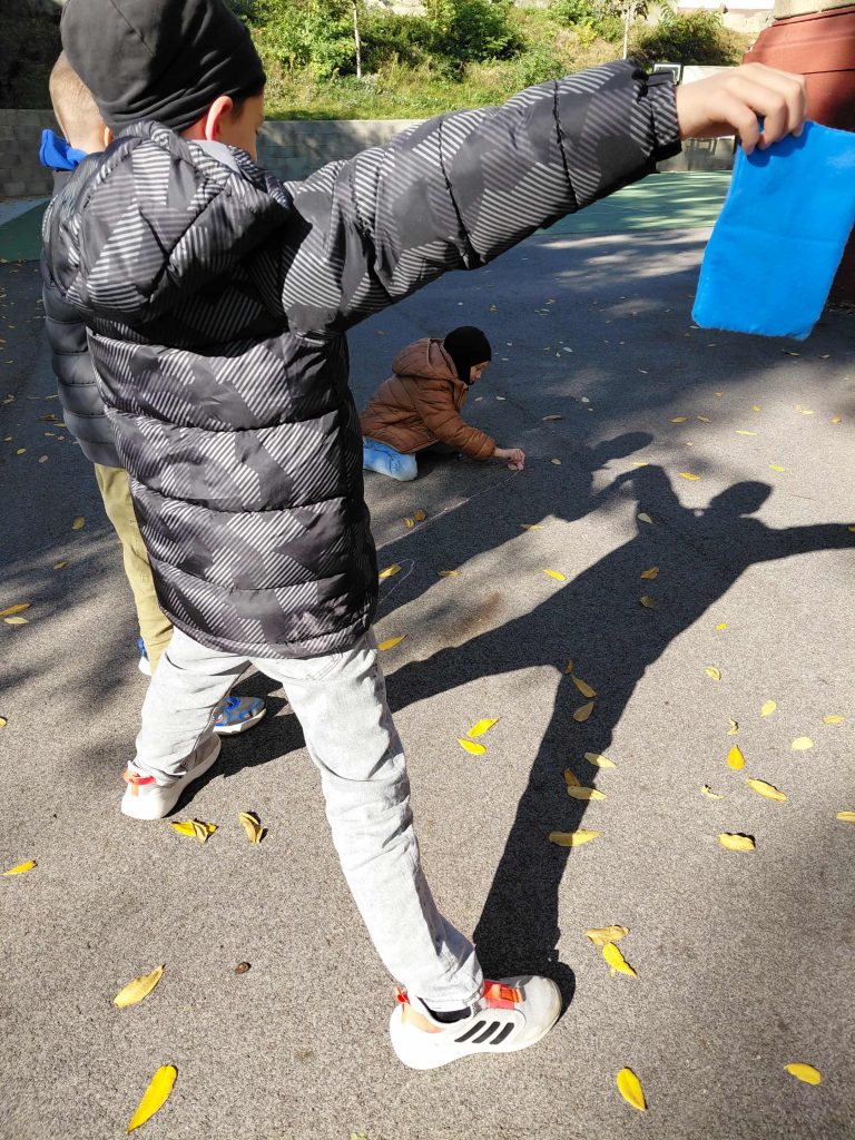 Jesenné učenie vonku