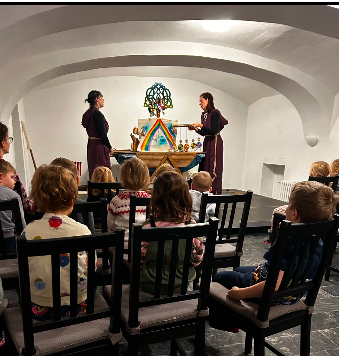 Škôlkari v mestskej knižnici