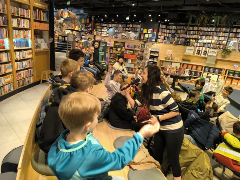 Beseda ku knihe Poklad pod hradným kopcom