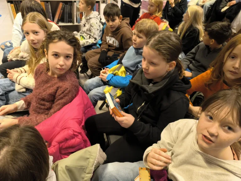 Beseda ku knihe Poklad pod hradným kopcom