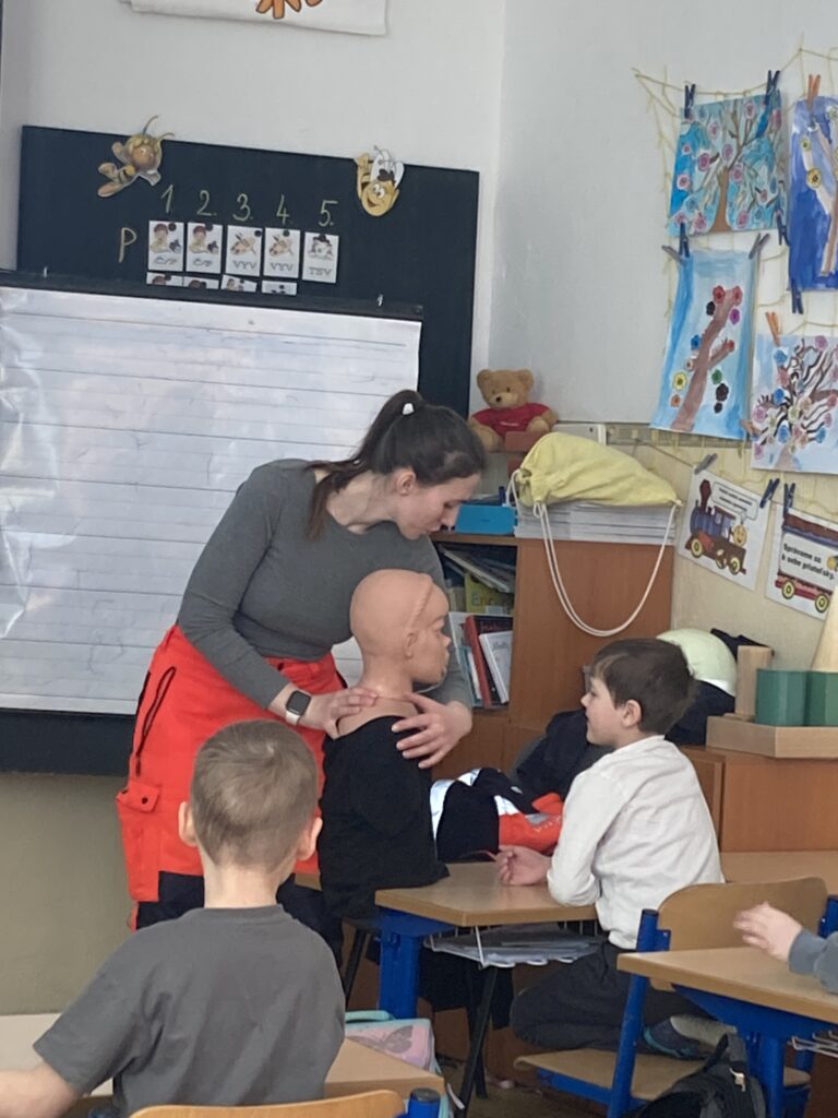 Prvá pomoc s mackom